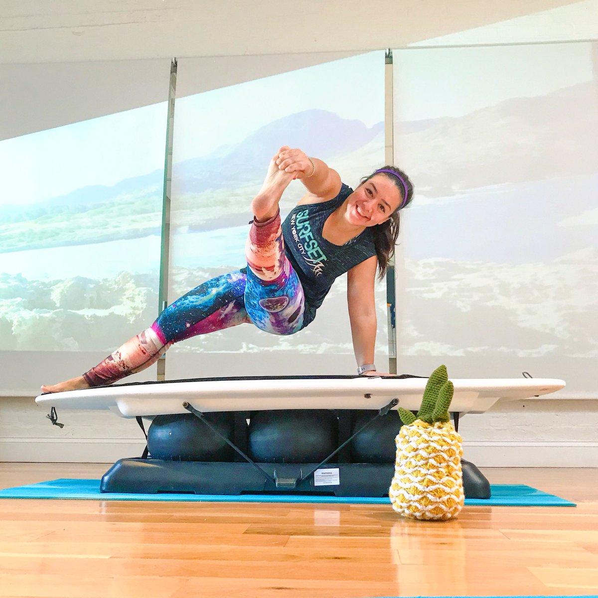 Challenge Move of the Week: Side Plank Variations 🍍
By SURFSET Master Trainer <a href="/dianaygarrett/">Diana Garrett</a>
#surfset #sideplank #fitness <a href="/SurfSETFitness/">SURFSET Fitness</a>