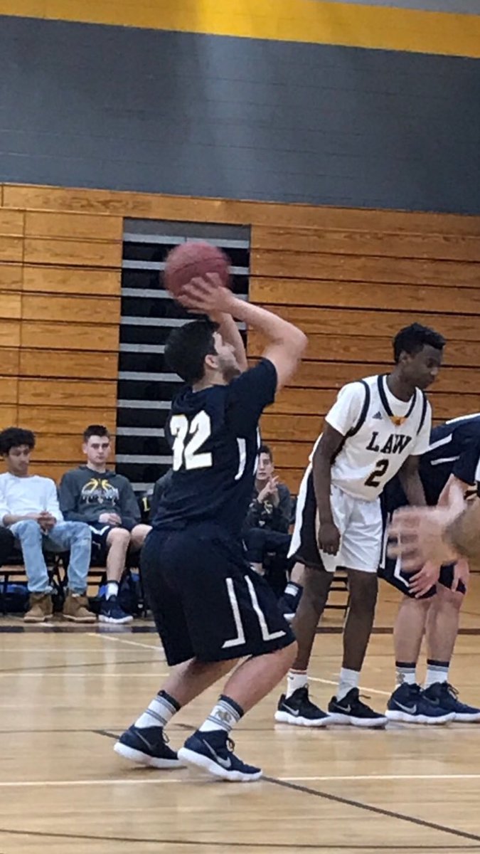 ElizabethSpano's tweet image. #layups and #foulshots win games @rspan32 @EHavenAthletics @dspan1717  73-65 final #weareEHPS