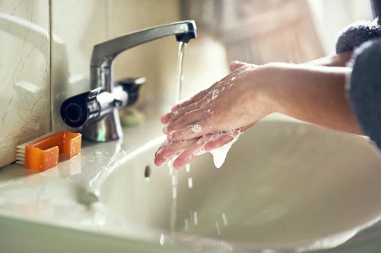 Healthy_bc's tweet photo. Wash your hands! It's one of the best ways to avoid getting sick. More info: https://t.co/wJpnRYUfAs #HealthTip #StayWell #FluSeason https://t.co/d94rmfPYzw