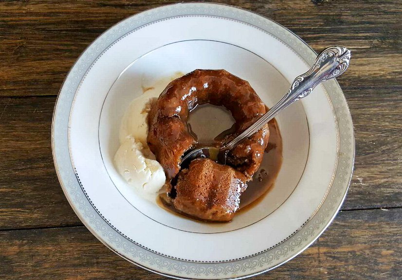 sweetendeavors's tweet photo. Sticky Figgy Pudding with Warm Caramel Syrup. This is what broken resolutions are made of. Check out the recipe ->https://t.co/62L5Ml8cxP
#dessert #resolutionfail #NewYearsResolutionfail #foodblogger #foodie #yum #pudding #eats #blogger #foodporn https://t.co/3DB2RUsqbS