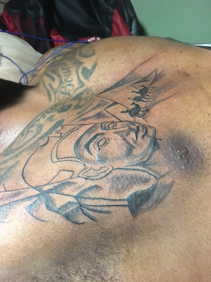 __MoneyMel_'s tweet photo. Support Black Owned Businesses #MoneyInkTattoos #MoneyInkApparel #Entrepreneurship https://t.co/5e1g46C2De