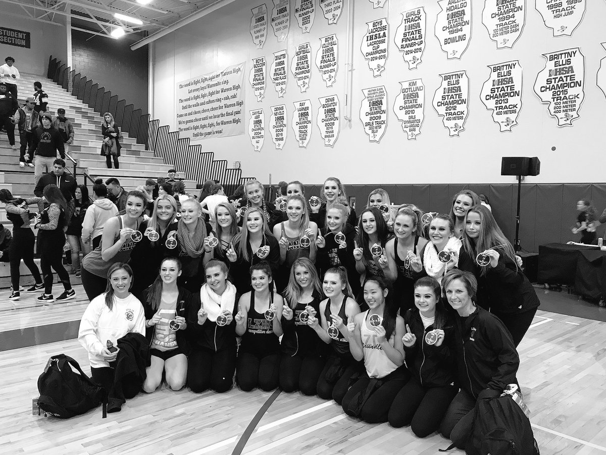 Support your Lake Zurich Varsity Dance Team @ 7 o’clock this Friday @ Waukegan High School where they will be competing for a NSC title😻