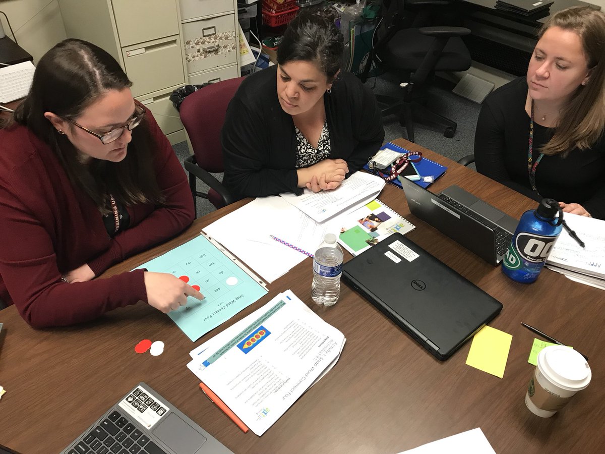 FaithB_APTT's tweet photo. What a fantastic day of #aptt at Park Elementary in @OssiningSchools. Teachers preparing for families learning and working together to “elevate every child everyday”. #familyengagement #familiesaspartners #teamwork https://t.co/Be50B8akMi