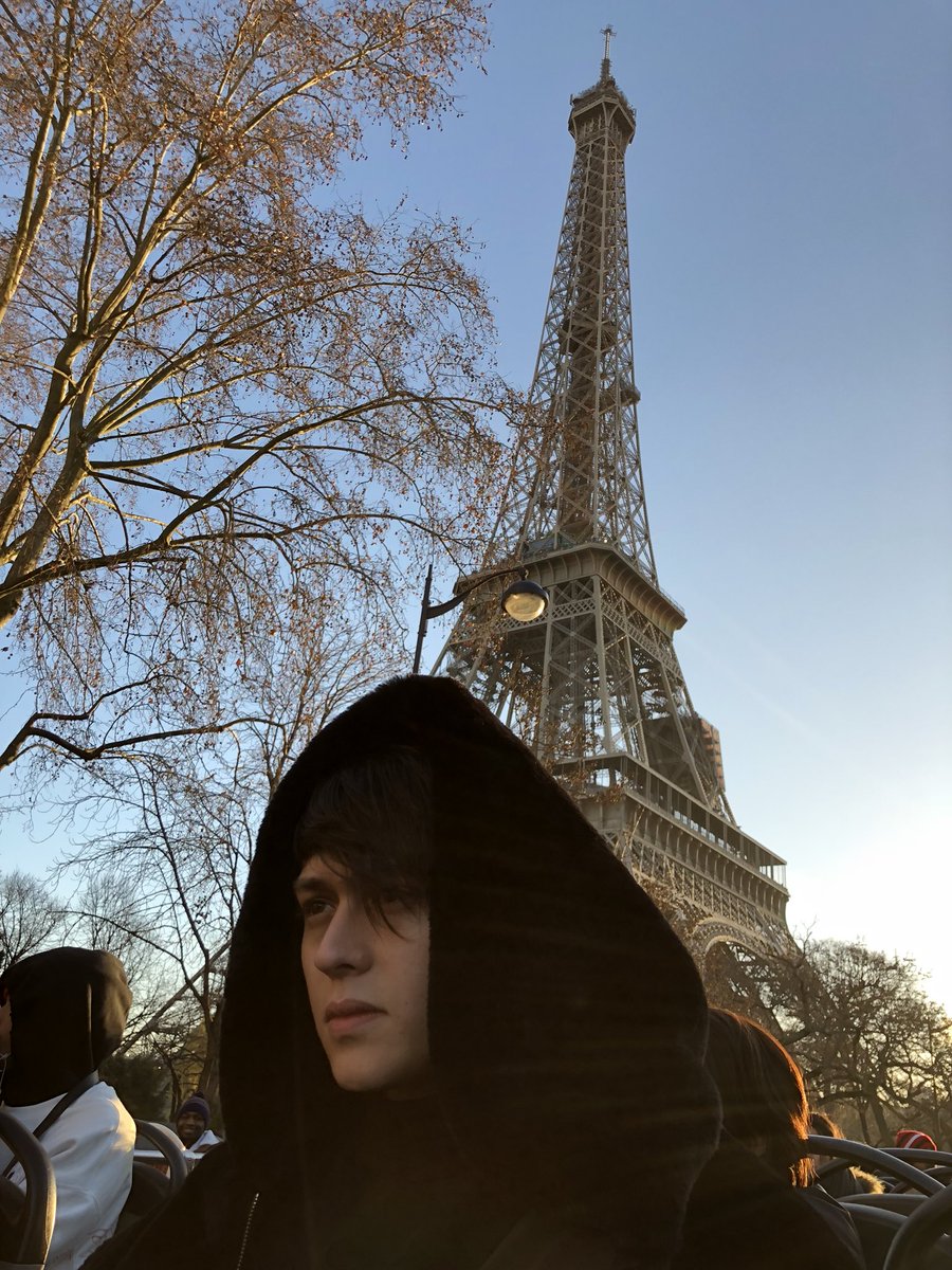 lizasoberano's tweet photo. Taken by meeeeee. How beautiful!!!! https://t.co/Bs9mx7Iqh4