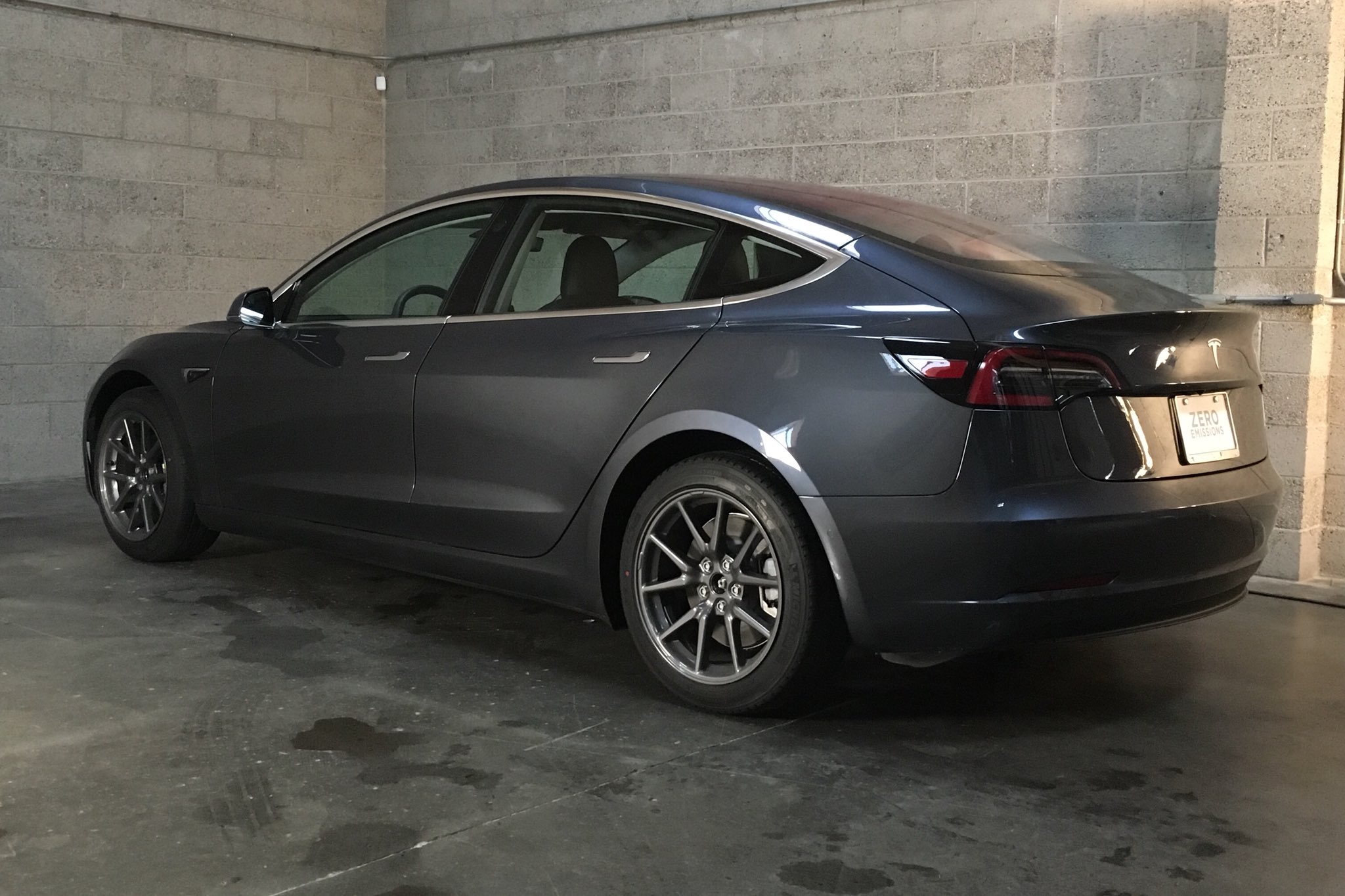 Tesla model 3 2024 aero wheels removed