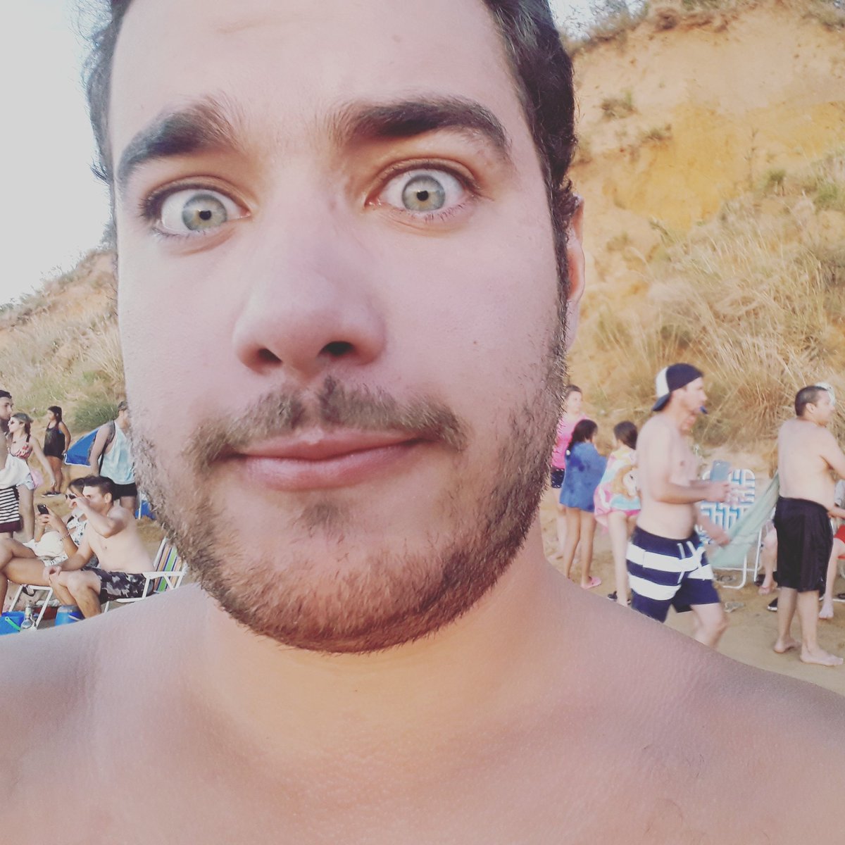 renzo2266's tweet photo. #NuevaFotoDePerfil https://t.co/l58eBllBsx
