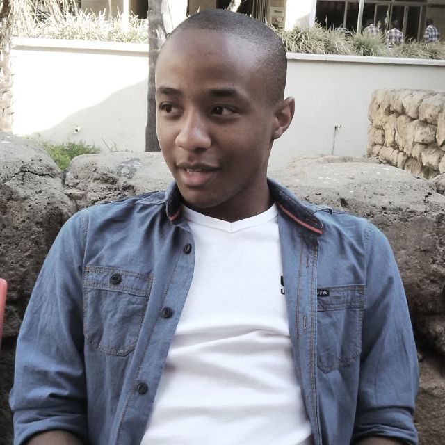 Phosas2's tweet photo. My son Menzi Alton Maphosa reported missing since Dec 2017 last seen around Brixton area was a student at UJ,if seen pls report at Brixton https://t.co/MKdseBQv9f