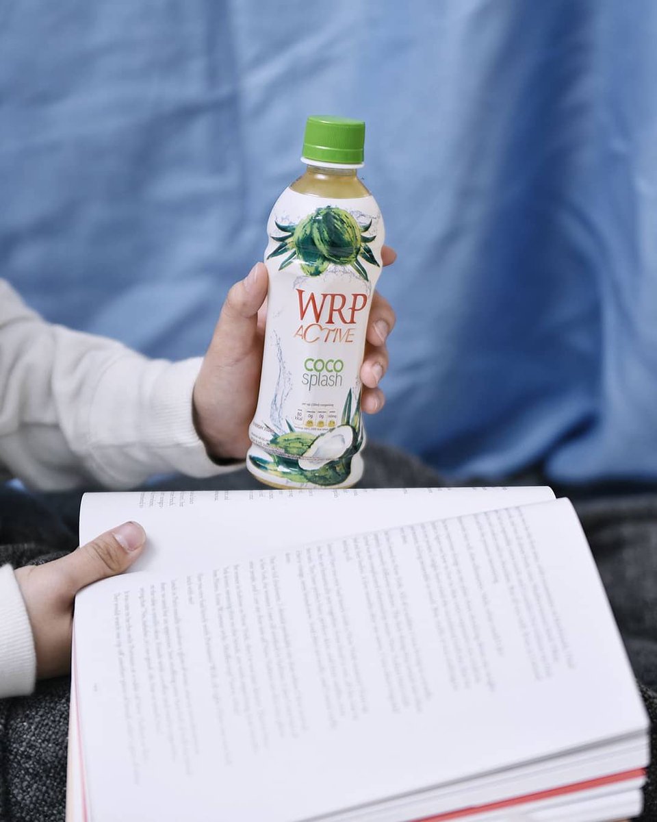 WRPindonesia's tweet photo. One of the secret of being a knowledge sponge is to keep yourself hydrated. Staying hydrated can improve your concentration, so it's never a bad thing. #wrpactive #alwaysactive #cocosplash https://t.co/uz8lnrrl4G