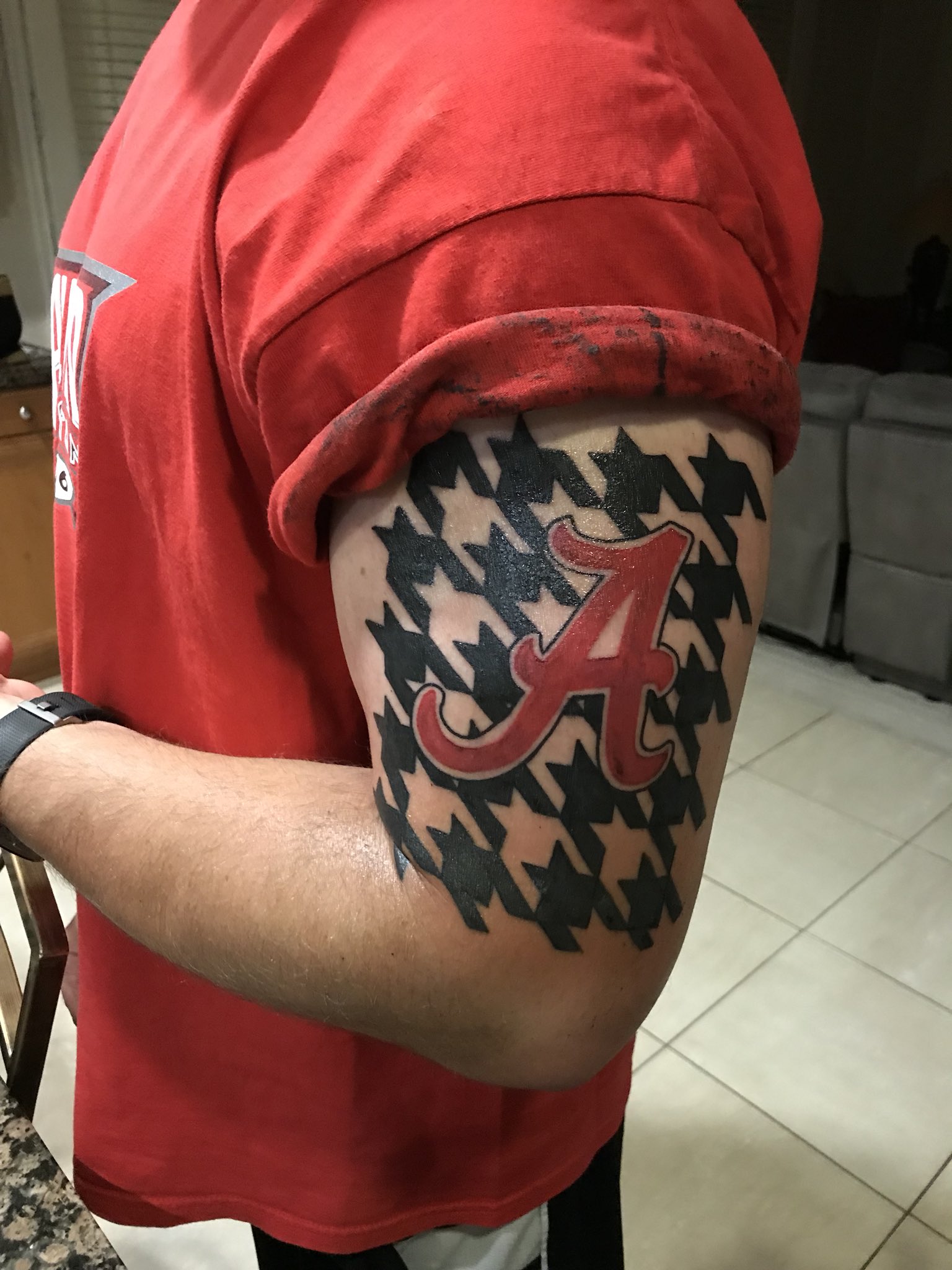 Share more than 54 crimson tide tattoo latest - in.cdgdbentre