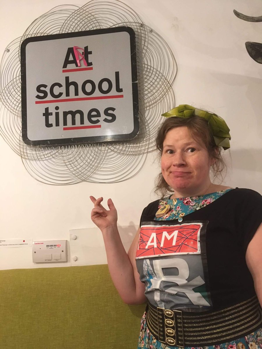 thiswayforthat's tweet image. Sad to see this piece go at my closing exhibition at Koo-ee Ltd at the end of last year but really pleased someone that I actually went through the joy of  Art Collage with snapped it up! Will always be one of my favorites 'ARt school me' 2016
#thiswayforthat #julieboswell