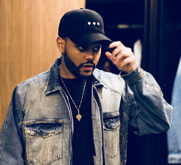GQdotcoza's tweet photo. @theweeknd cuts ties with @hm over #racistad https://t.co/Bu0FV5DVWj https://t.co/j4qWHbupyy