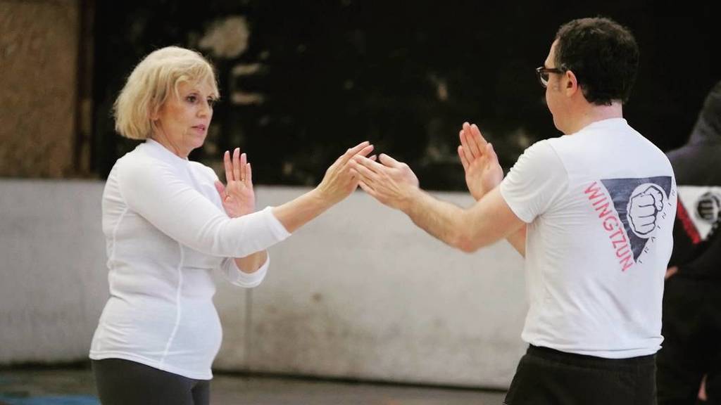 Demain nous sommes très fiers de vous présenter la nouvelle association de Wingtzun training, fraîchement intégrée au Darwin Sporting Club.
*
*
*
#wingtzun #artmartial #sport #entrainement #education #activite #58eme #darwinbdx #bordeaux #bordeauxmaville ift.tt/2mdpeMi