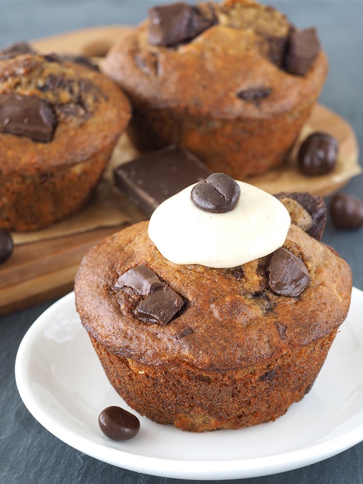 pancake_land's tweet photo. Coffee Chocolate Chunk Muffins! ☕️🍫 #recipe https://t.co/lg6YBZr4CM https://t.co/XC6IqwJfUP