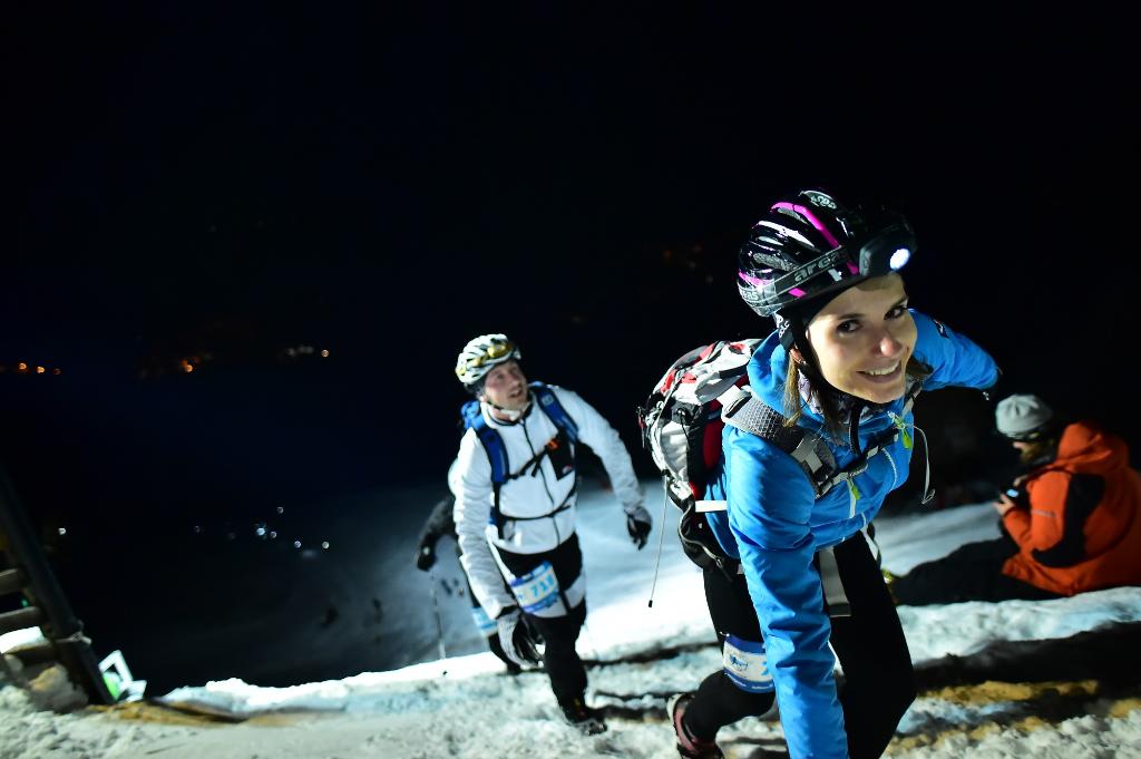 Oesterreich_de's tweet photo. Die #Streif in #Kitzbühel nicht mit Skiern runter, sondern vertikal aus eigener Kraft rauf! Regeln: gibt es keine! Das @VerticalUp findet am 24.2.18 zum 8. Mal statt. Eindruck gefällig? https://t.co/6jXP4x2E5s #yeahwinter #feelaustria (CM) https://t.co/j9NqAN33D2