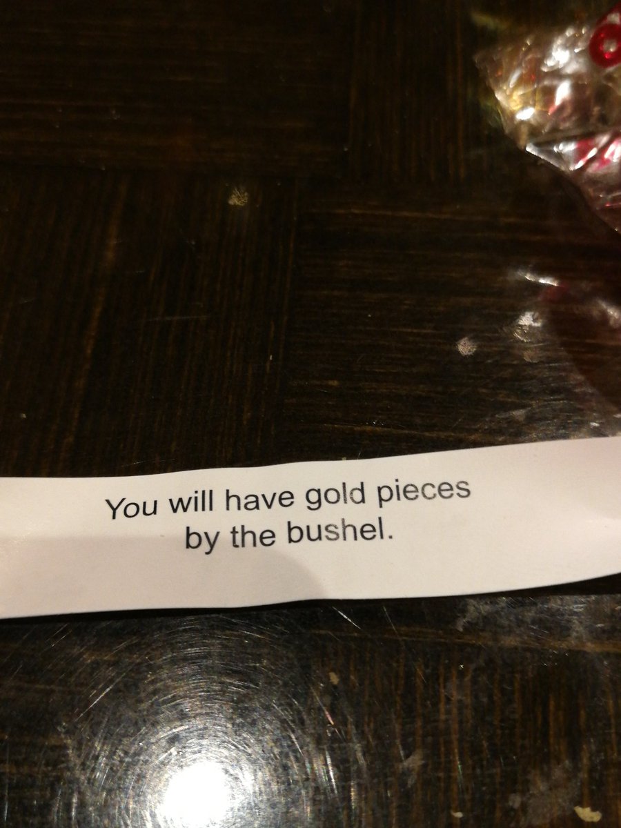 Micke_NH's tweet photo. My first fortune cookie ever! I think it is sponsored by a casino... ^^ https://t.co/wSs8izYLJj