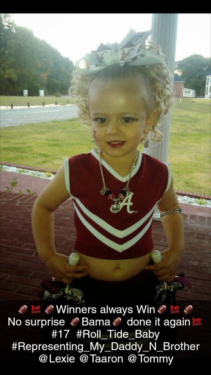 Emersons_mom1's tweet photo. 💯🏈Roll Tide Baby🏈💯 #NeverHadADoubt #TheyAlwaysWin @Lexie_5_19_95 https://t.co/YxBPayXv1H