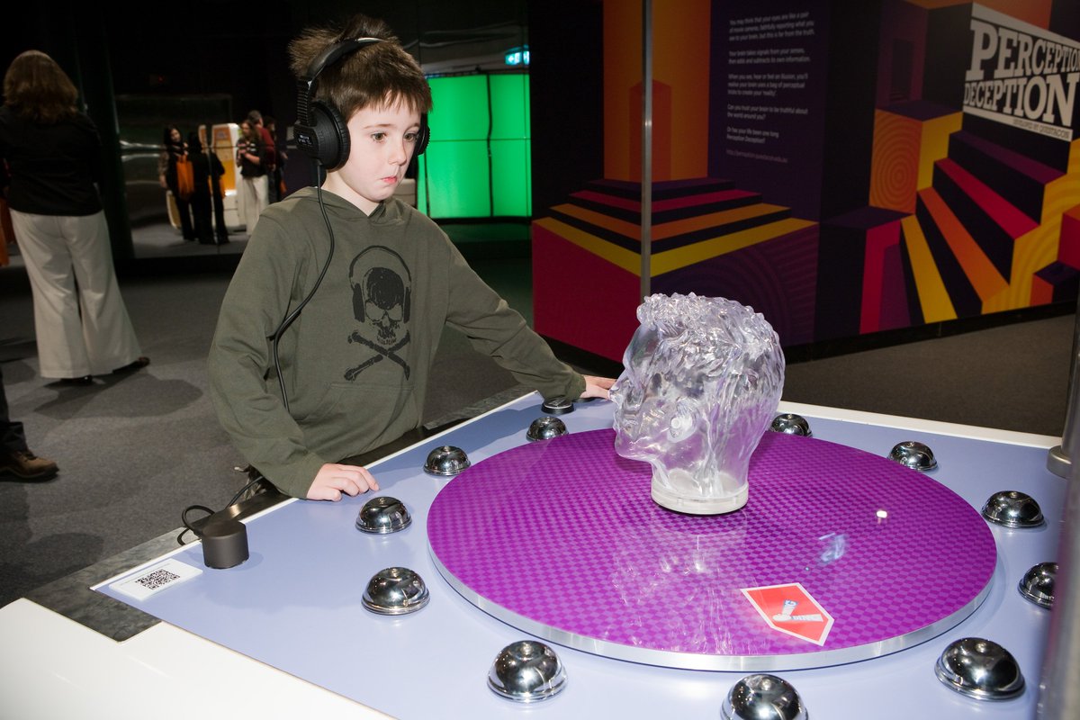 qldmuseum's tweet photo. Hey, Teachers! Want to be prepared for 2018? Check out our #PerceptionDeception learning resources before your class visit https://t.co/lqDWbXKhPq @QLDDET #qldedu https://t.co/WIrPWbPguH