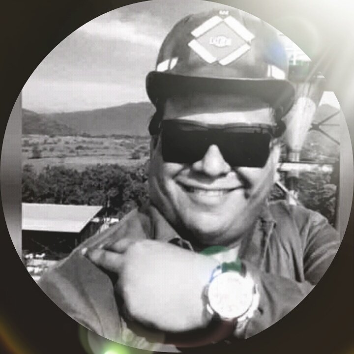 "El secreto del éxito en la vida de un hombre está en prepararse para aprovechar la ocasión cuando se presente "
Benjamin Disraeli