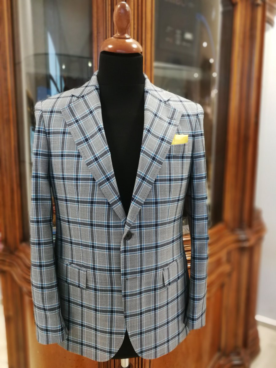 MFG_Florence's tweet photo. #mensfashiongroup #menswear #mensweardaily #menswearblogger #menstyle #italy #menstyleblogger #company #business #mensfashion #job #mensfashionblog #elegant #dapper #dandy #classic #ambition #fashion #lifestyle #designer #gentlemen #style #pittiuomo #tocfashionacademytuscany https://t.co/fM8YMtrsvM