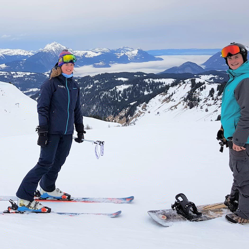 Ski_Press's tweet photo. RT @AWE365: Nice day exploring the Les Gets side of the Morzine ski area with @ElevationAlps @MorzineOfficial
#morzine #lesgets #ElevationAlps #skiing #snowboarding https://t.co/UJxQKsB3q9
