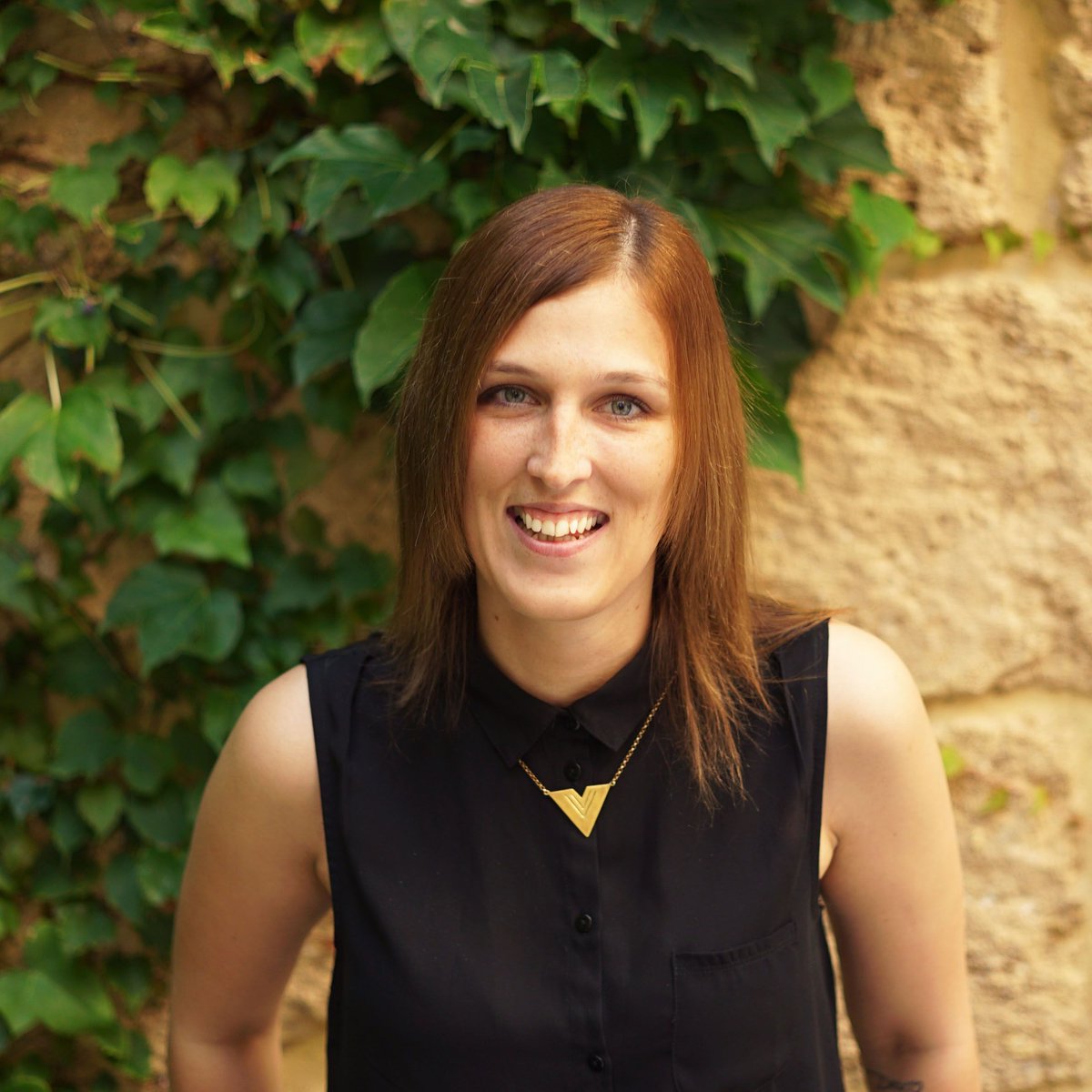 sunandco_javea's tweet photo. #MeetTheColivers
Kyrie has been living in various countries for the past 11 years. She’s a Co-founder of @7in7co. A conference for experienced digital nomads that is creating 7 conferences on 7 continents in 7 years
More Colivers: https://t.co/FzUnAo3rqG https://t.co/RqtGhl5upC