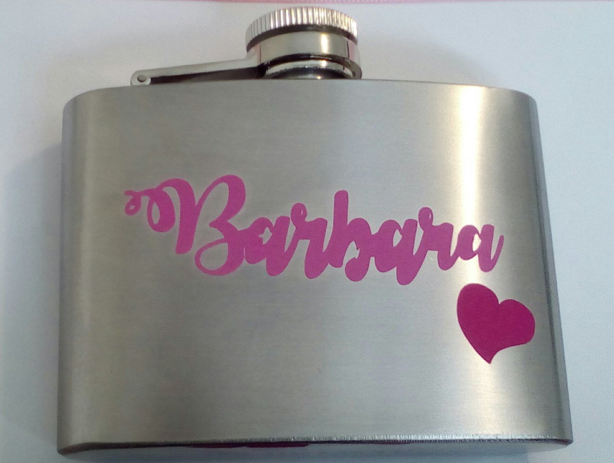 Personalised hip flask
#personalisednames #hipflask #names