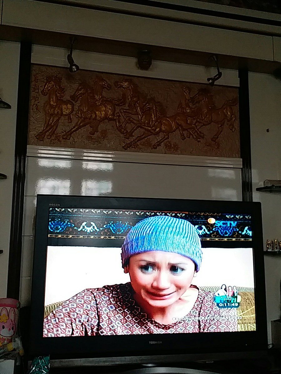 maliny_she's tweet photo. Si emak 🙊🙈 #sodrunmerayutuhaneps23 https://t.co/AKoTkGHaOI