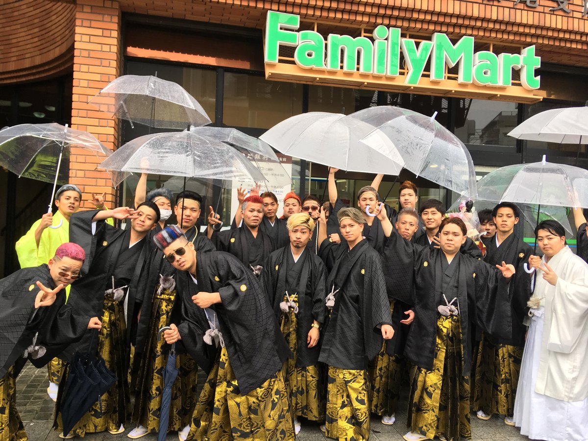 is1031TV's tweet photo. ㊗第65期那覇中成人式㊗

ただありがとう。

一生忘れることはないでしょう。 https://t.co/64GVVBq6GI