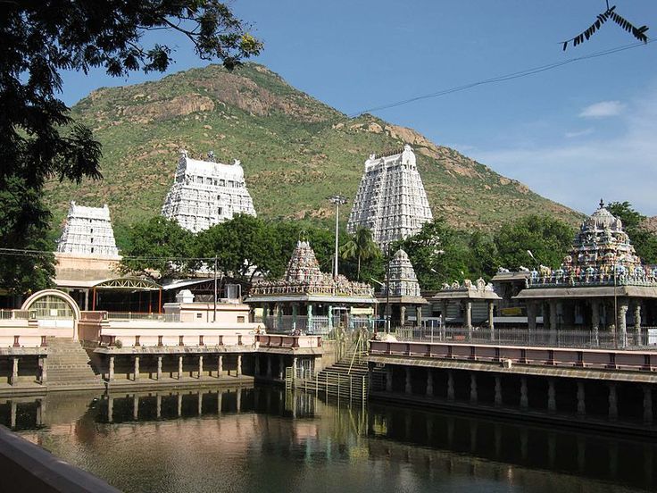 harmansinghk350's tweet photo. Facts about Thiruvannamalai Temple
Lord Shiva has his largest dwelling in Thiruvannamalai, in the name of Annamalaiyar temple, which dates back to 1000s. Know More about Why there is No Temples for Lord Brahma https://t.co/KtPPCU11ll https://t.co/h4oBeYzp6x