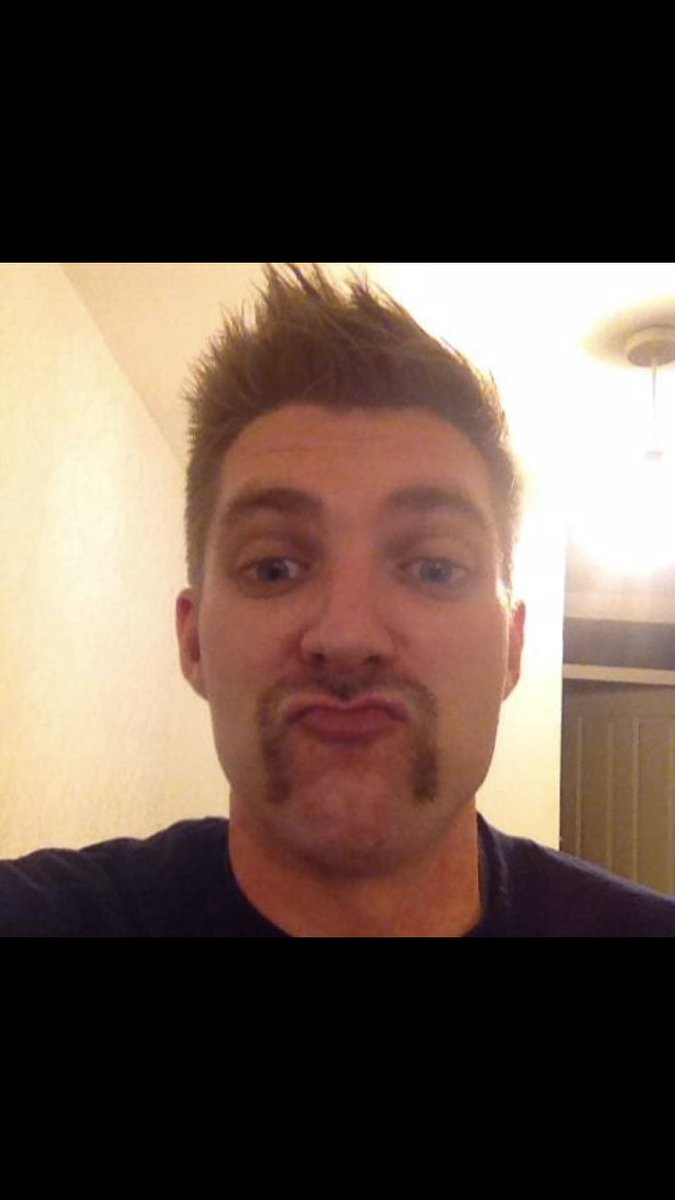 Great 6-4 win Sunday and our motm goes to GK Ricky cowley #motm #mozziefamily #sundayleague #grassrootsfootball <a href="/HertsAdSport/">Herts Ad Sport</a>