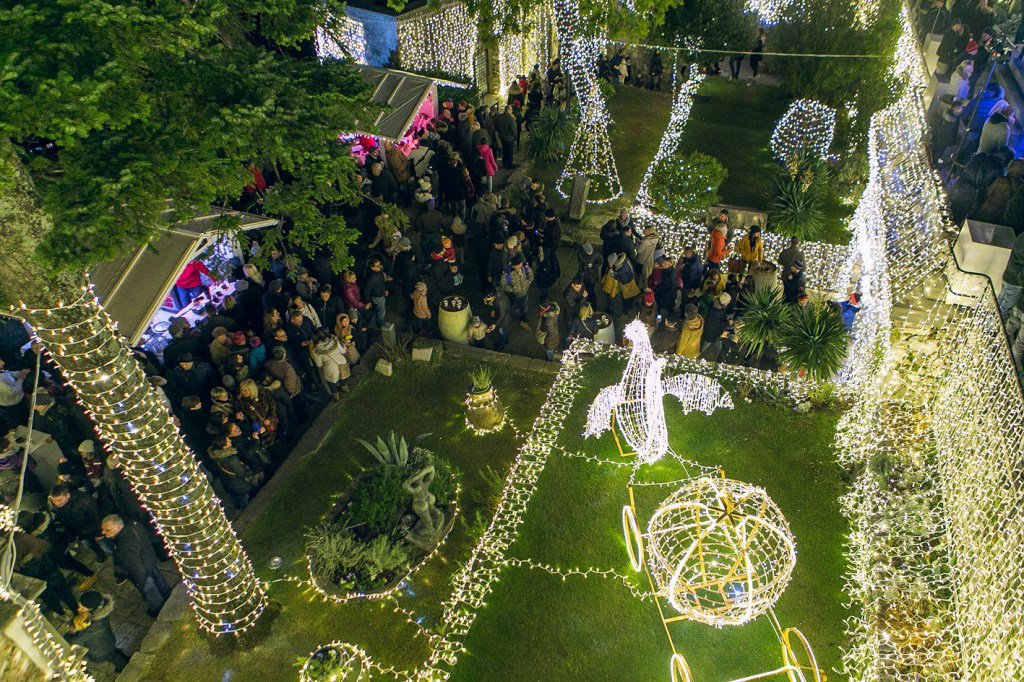 Rijeka dobila pravu božićnu bajku! trsatskagradina.com/rijeka-dobila-…