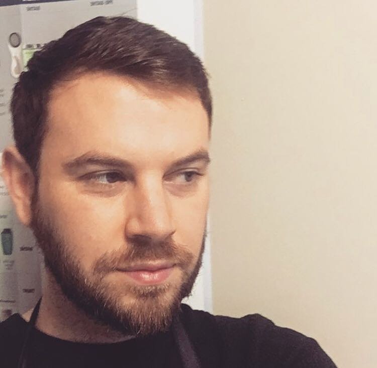 SaksCrouchEnd's tweet photo. Guess who's back, back again?! We are very pleased to announce the return of our very lovely and talented stylist Jason! Book your appointment with him today x
#hairdays #bbloggers #thereturnofjason #letshearitfortheboy #salonlife #crouchenders https://t.co/cryIbpPsDR