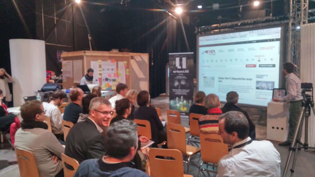 pvin's tweet photo. Après avoir investigué sur les enjeux de la mobilité, les équipes du challenge #UXVoyageur  rencontrent 8 startups lyonnaises pour faciliter la R&amp;D partenariale Merci @UrbeeSystem @nucleusVR @biinlab @1DLab @ihmteck @HoomanoCompany @MuseoPic https://t.co/tsoynWBNNy