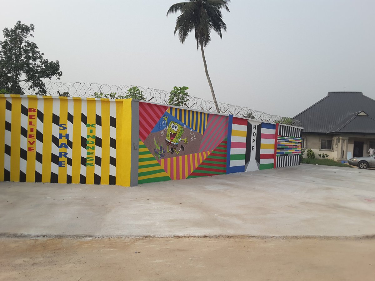LadyPainterNG's tweet photo. 22 LOCATIONS TO BE TRANSFORMED WITH BEAUTIFUL COLOURS BY THE LADY PAINTER 

1. After I finished the one project I did in 2017 I decided I was going to beautify 22 locations/communities in 2018.
#TheLadyPainter #giveback #socialgood #education #environment #Grababrush #Colouralife https://t.co/PWOOwVlF1M