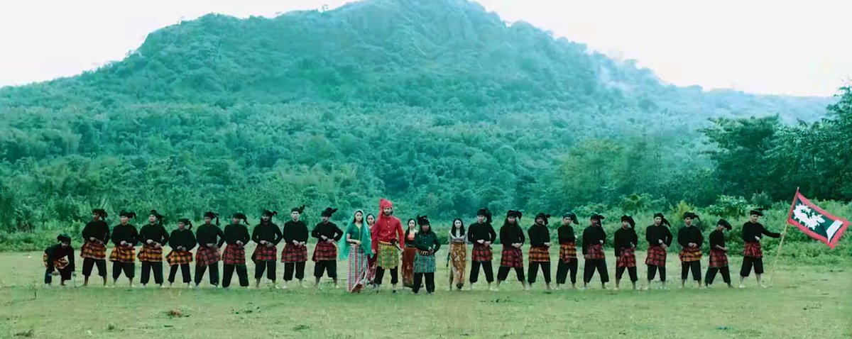 shilpachawda's tweet photo. An amazing love story of a warrior Datu Museng releasing this 11th..
And its gonna be a super duper hit.. My best wishes to @Shaheer_S #shaheernsheikh #datumuseng #Datumovement https://t.co/t1ZojhsMJT