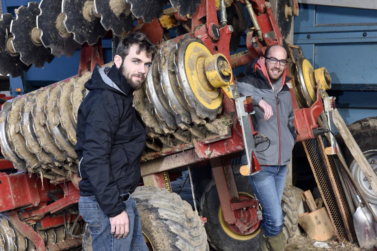 Des betteraves en semis direct ==&gt; un des témoignages du numéro de fin d'année de la @franceagricole, quand l'A2c va toujours plus loin bit.ly/2DbePJl