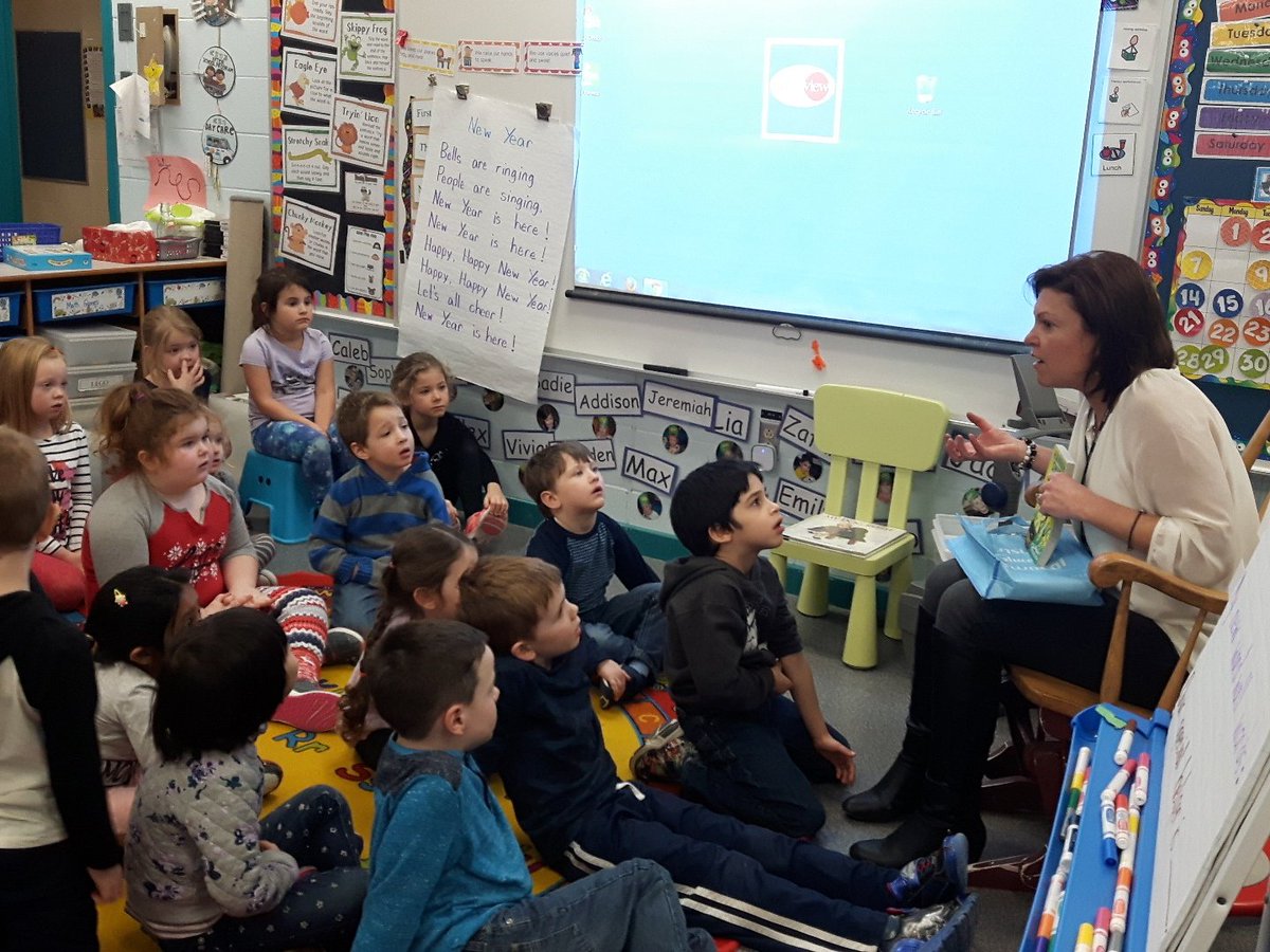 primarykeefe's tweet photo. We loved our special guest author visit!! Thanks Melody Fitzpatrick!! #hannahSmart
@basinviewdrive 
@HRSB_Official https://t.co/nItEaAHirg