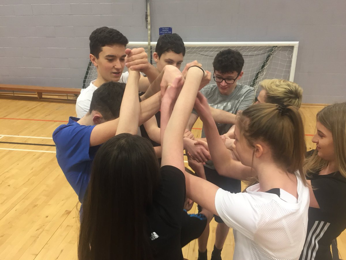 LGowPE's tweet photo. National 5’s developing the Social factor through team building @LesmahagowHigh #cooperation #developingperformance https://t.co/HR5HTfWvBq