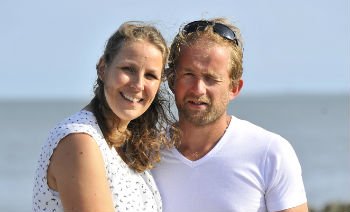 Veel mensen in de zorg dromen ervan om voor zichzelf te beginnen. Esther en Chris maakten deze droom waar en begonnen hun eigen kleinschalige zorginstelling: bit.ly/2FksoXt