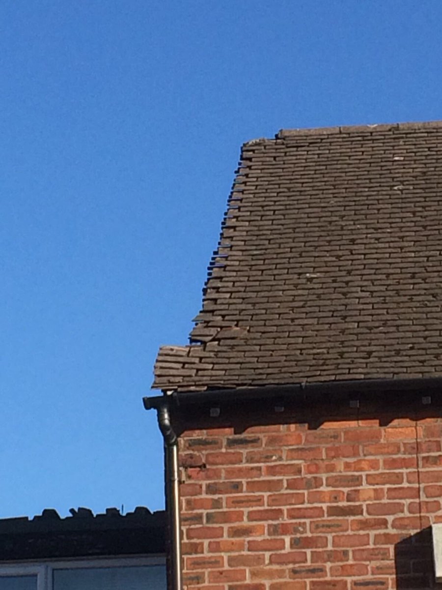 jd_contracting's tweet photo. Latest job #stormdamagerepairs to a gable end in #GreaterManchester visit https://t.co/rcoyDzY15y for more.. https://t.co/J8tgjsS16T
