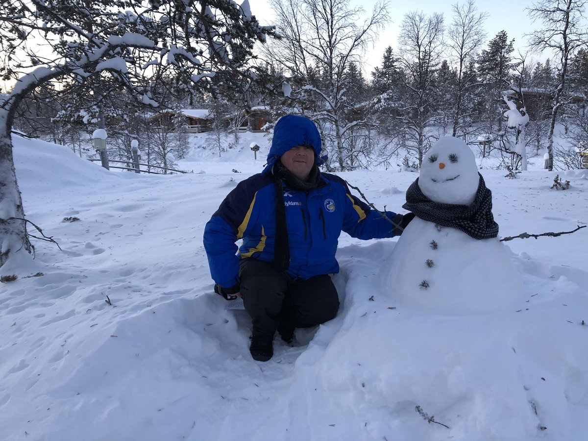 corrodz's tweet photo. My Parra jacket keeping me warm in Lapland Finland https://t.co/nq0sYwuZdZ