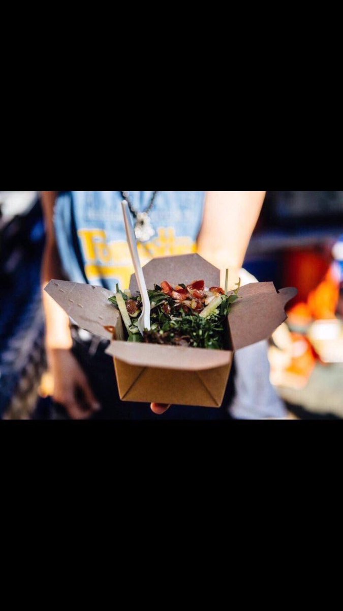 ForgottenCutsCo's tweet photo. #poshnoshinabox #tmrw @platf9rm #brighton #vegan #slowroast #glutenfree #foodhighs #streetfood #level6 #towerpoint #1pm 💥💥 https://t.co/vyZA9CrmWH