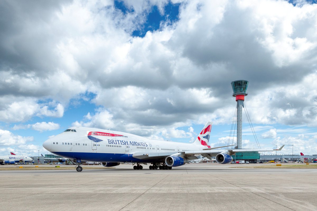 The new year brings new beginnings, new #travelgoals and dream destinations to experience. What's on your travel #bucketlist for 2018? 🗺️✈️

[Photo credit: <a href="/ElgarC/">Elgar Chappell</a>]