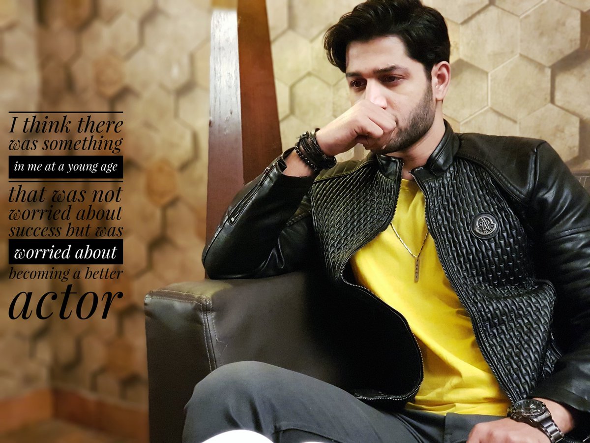 Asadbutt0077's tweet photo. #Somthing #different #Onyour #Screen #Now
#Something #Chang #Something #Big #in #my #career
#Start #2018k
#Project #DKR
#Directed by M Nasir Wali Baroch
#IDream #Entertainment
#Thanks #Naveed Bhai ......................A~B https://t.co/08Xp1ZTsps