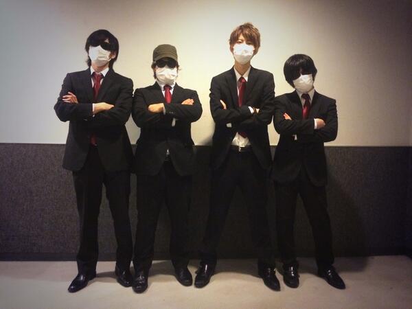 ありさ 最終兵器俺達 最初みんな泥棒みたいやったのに 今じゃ人気出てきて顔バレして こーすけとキヨが隠さんくなって フジゎ変わらん ヒラゎマスクになった これからどう変わって いくんやろー 面白い最俺仲良い最俺が だいすきやなー 最俺 四人実況