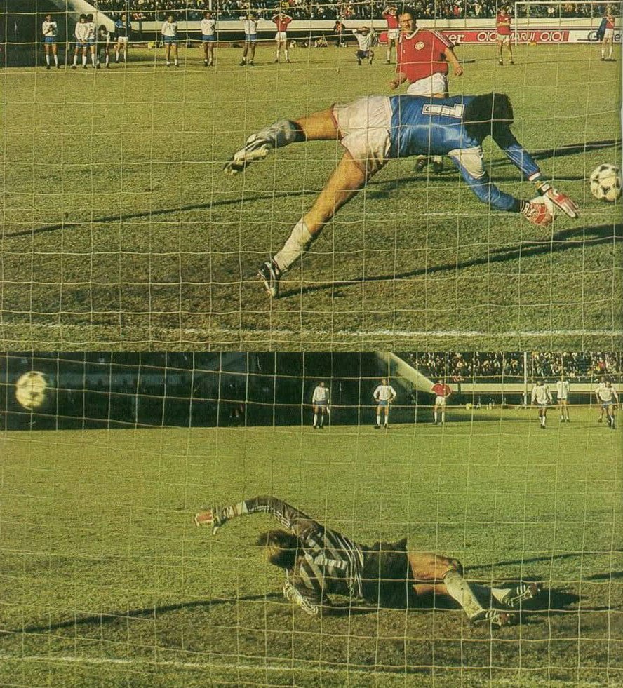 PortieriSiNasce's tweet photo. #JorgeSeré and #HansvanBreukelen
#UruguayanGK 🇺🇾 and #DutchGK 🇳🇱
The last #penalities of 1988 #IntercontinentalCUP
Match played on 11 #December 1988 in #Tokyo
#Nacional VS #PSVEindhoven 2–2 (a.e.t.) 7-6 after penalties
#SantiagoOstolaza named as #ManOfTheMatch
@JorgeFSere https://t.co/08tsgrJEpu