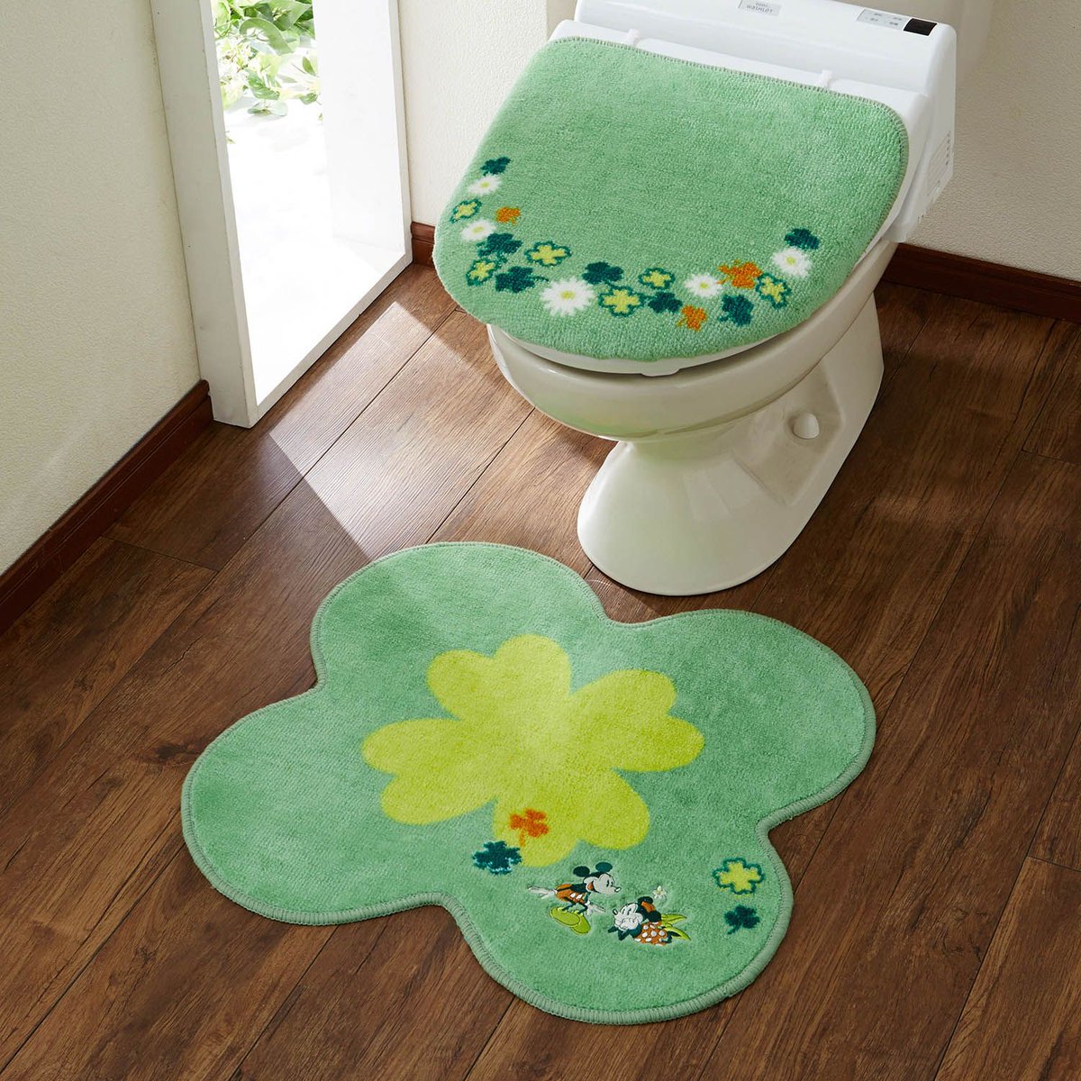 Dtimesdream V Twitter ベルメゾン ディズニーデザイン フタカバー トイレマット2点セット シンデレラ アリス プーさん ミッキー ミニーの4種類 キャラクターごとにマットのかたちが違うこだわりも 詳細 T Co Zvvhezv3rm