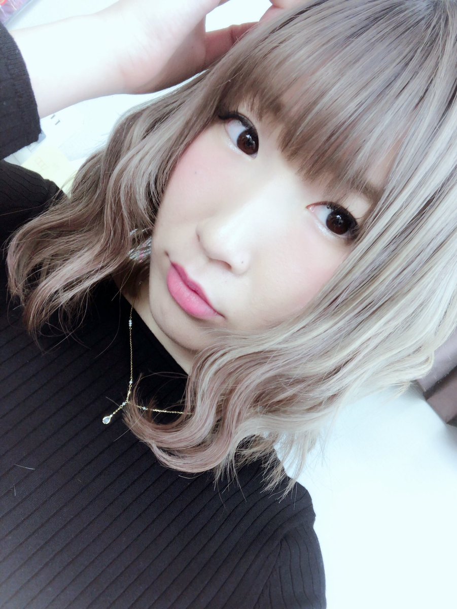 水瀬 夏海 みなせなつみ No Twitter フォロワー増やしたい 水瀬姉妹 麻雀好きな人 突然pr活動