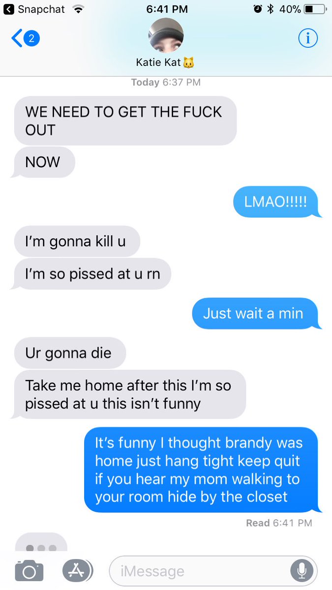 AustinAllan7's tweet image. When you’re at home chilling with a homie your mom don’t like and mom comes home early😂😂