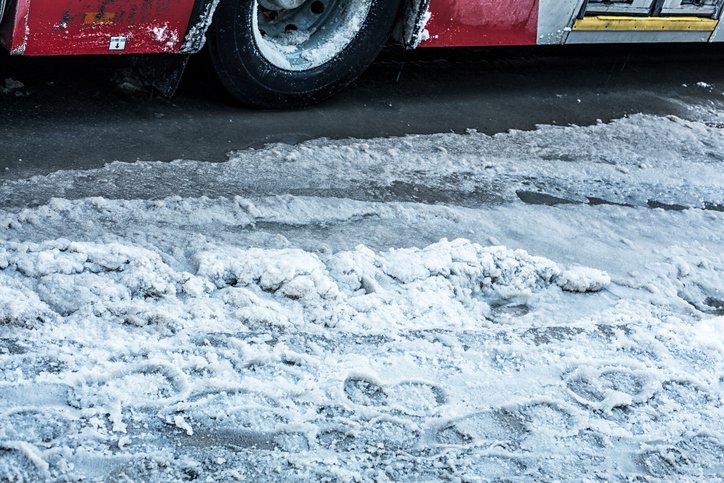 OC Transpo trying out new tire treads: bit.ly/2EptPmm https://t.co/8lHlOxUu5m